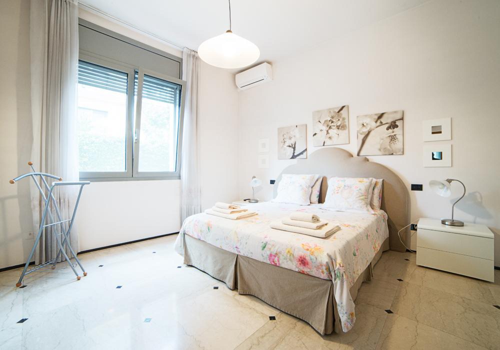 B&B Villa Adriano Дезенцано-дель-Гарда Экстерьер фото